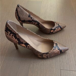 Banana Republic shoes